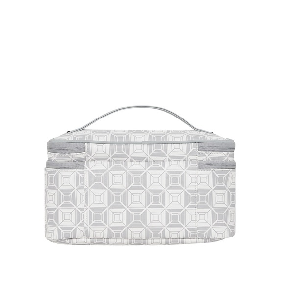 A.I.8 AFRICAN INTELLIGENCE BOOKED & BUSY COSMETIC CASE
Sprayground - Picture 3 of 6